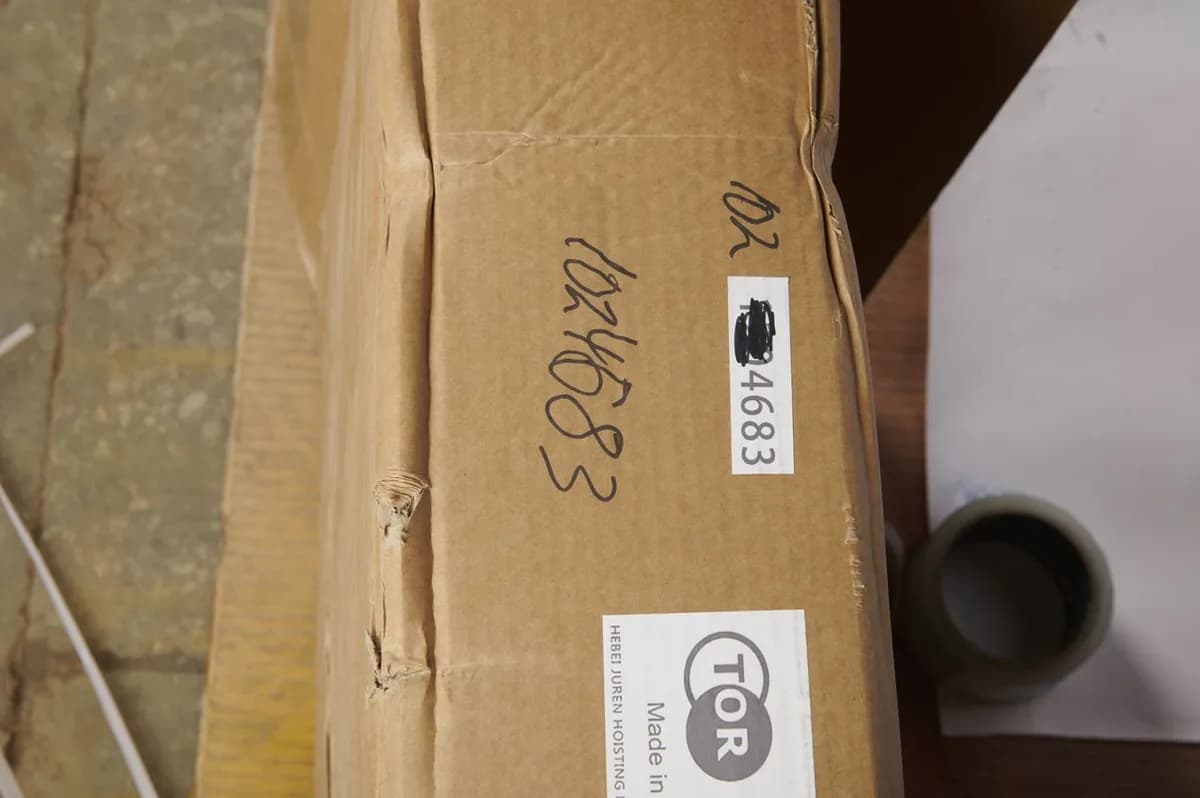 Тележка платформенная 600 кг TOR PH600 (720х470) со складной ручкой (пластиковые колеса 100 мм) — фото 4