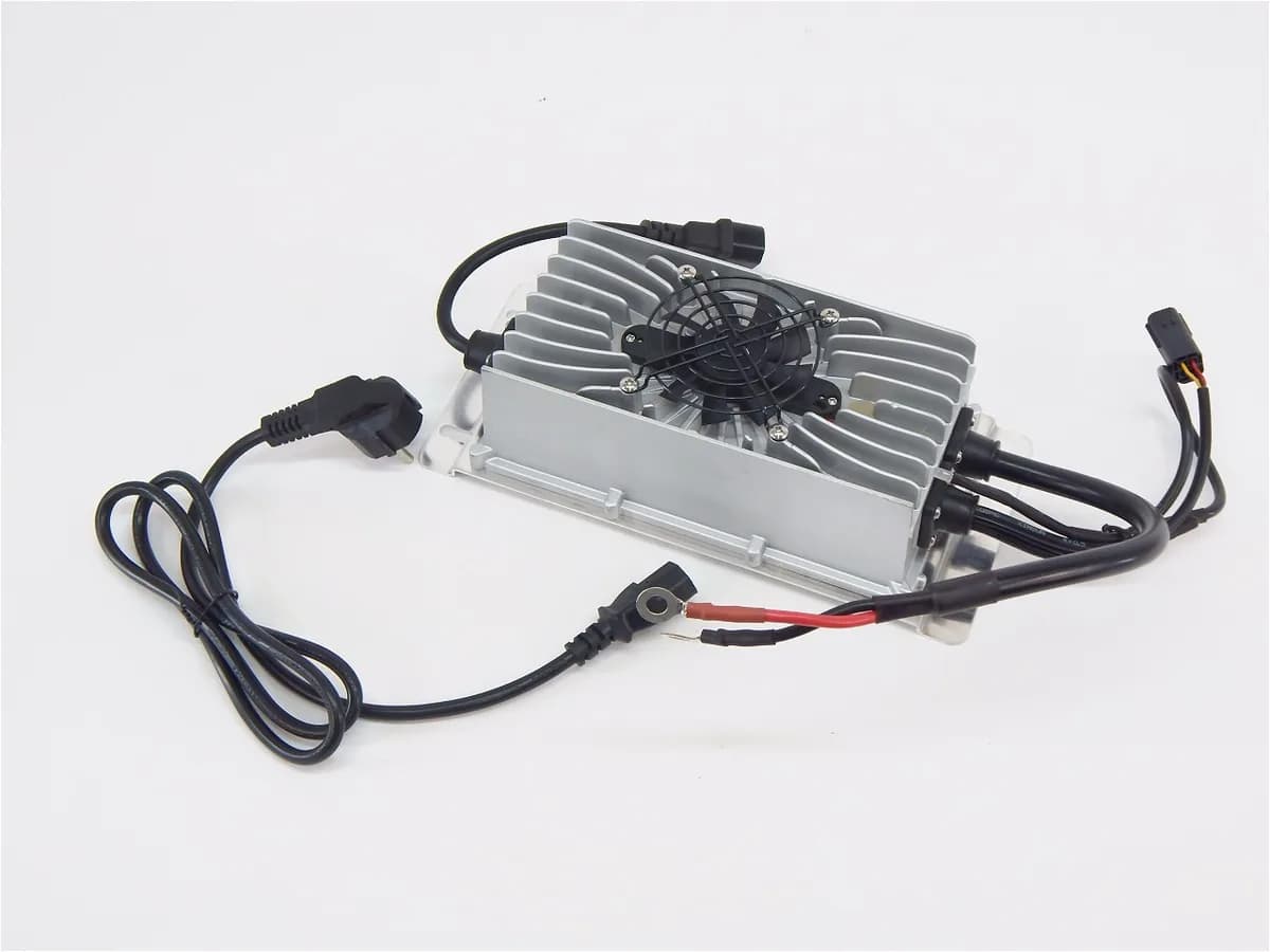Зарядное устройство для штабелёров CDD10R-E/CDD12R-E 24V/25A Li-ion (Charger) — фото 2